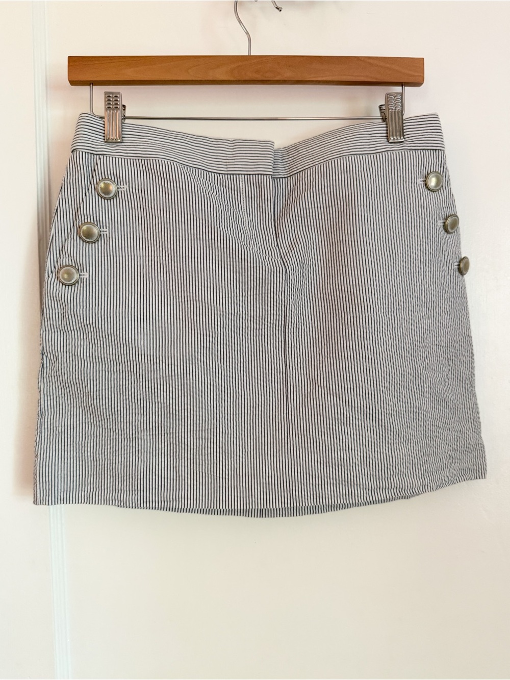 J Crew Seersucker Striped Mini Skirt Sailor Button Accent Pocket Size 4
